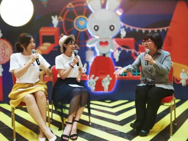 Public Sharing Session at 8TV Carnival